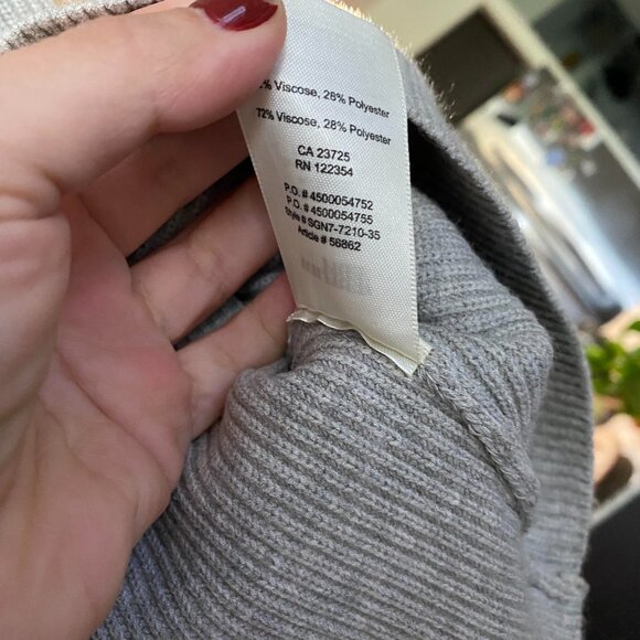 ARITZIA Wilfred Free Grey Knit Ribbed Bodycon Mini Skirt Size M - Picture 3 of 6